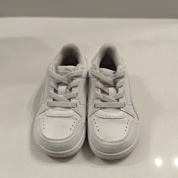 Puma baby white lace up shoes size 7 size 23 - Picture 2 of 12